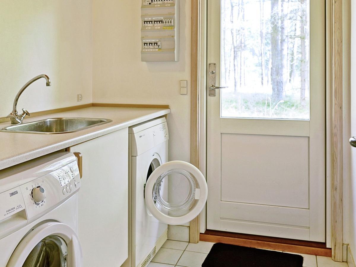 6 Person Holiday Home In Aakirkeby Vester Somarken Екстериор снимка